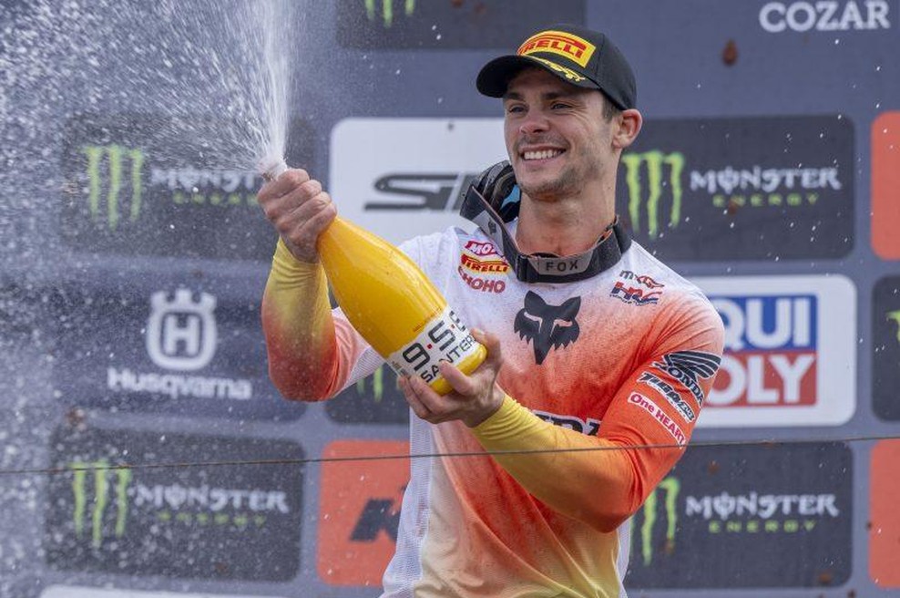 Tim Gajser prestal operacijo, sanje o naslovu dokončno izpuhtele (foto: HRC Honda)