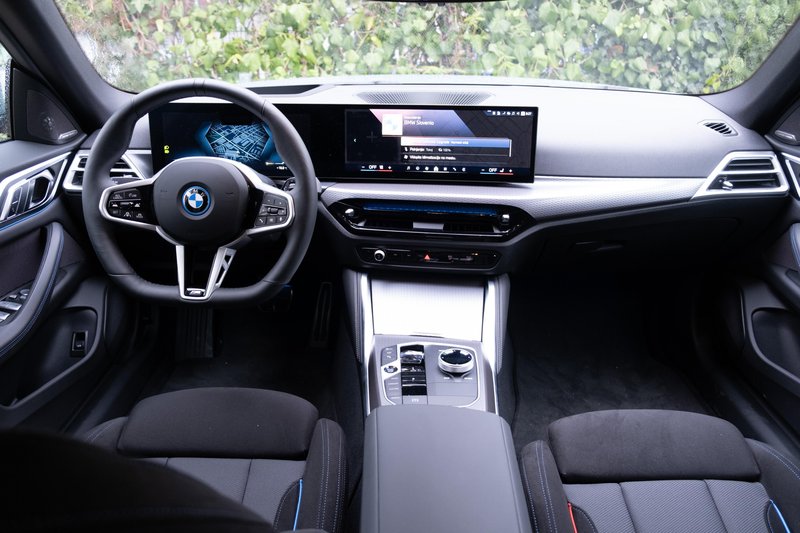 BMW i4 xDrive40