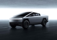 Katastrofalno nizka prodaja bi lahko pomenila ukinitev tehnološkega čudeža - bo Tesla poslala Cybertruck na smetišče zgodovine?