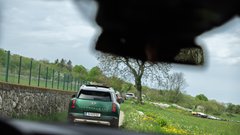 Z električnimi Miniji po slovenski Toskani: med tartufi, oljkami in realnostjo električne mobilnosti