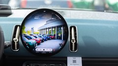 Z električnimi Miniji po slovenski Toskani: med tartufi, oljkami in realnostjo električne mobilnosti