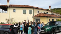 Z električnimi Miniji po slovenski Toskani: med tartufi, oljkami in realnostjo električne mobilnosti
