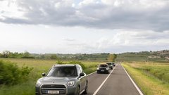 Z električnimi Miniji po slovenski Toskani: med tartufi, oljkami in realnostjo električne mobilnosti