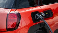 Z električnimi Miniji po slovenski Toskani: med tartufi, oljkami in realnostjo električne mobilnosti