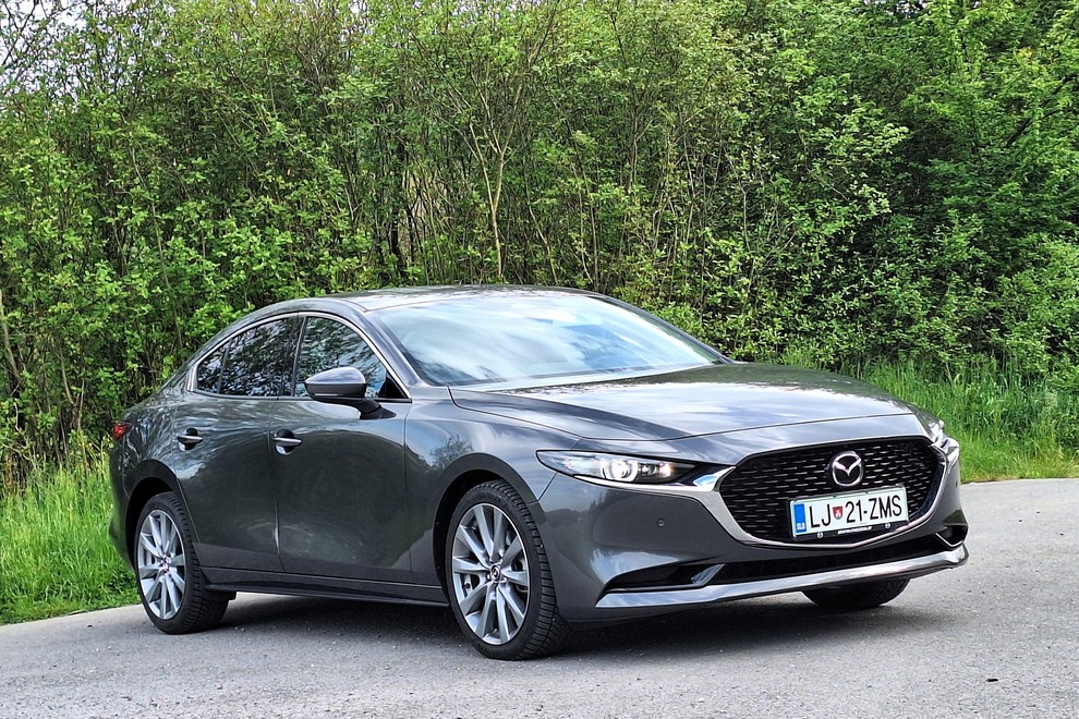 Test: Mazda3 2,5 e-Skyactive - Pa gremo mi (spet) po svoje