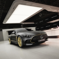 Mercedes-AMG je naredil močno omejeno serijo "GT-ja", kot poklon ekipi formule 1 ... ki sploh ne obstaja!