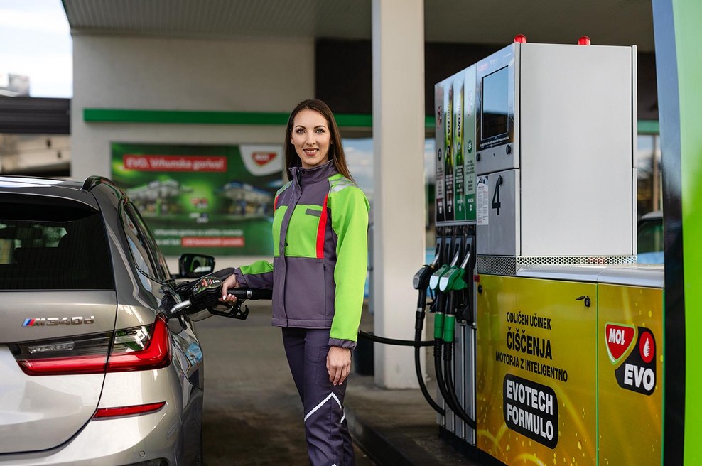 Je premium gorivo res dražje? Če upoštevate vse stroške, povezane z vašim avtomobilom – ni! (foto: MOL)