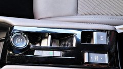 TEST: Alfa Romeo Junior ibrida Speciale– Arrivederci cuore sportivo*