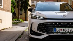 MG HS PHEV Luxury