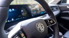 MG HS PHEV Luxury