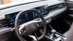 MG HS PHEV Luxury