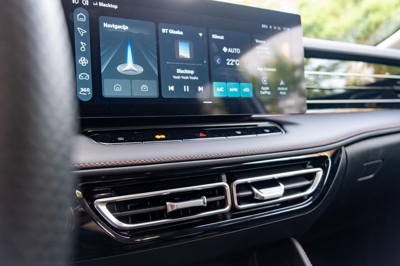 MG HS PHEV Luxury