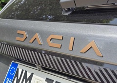 Dacia pripravlja konkurenco Škodi Octaviji. Boj v srednjem razredu se zaostruje!