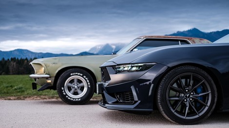 Ford Mustang Dark Horse