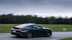 Ford Mustang Dark Horse