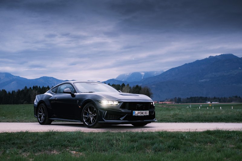 Ford Mustang Dark Horse