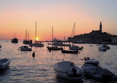 Ena najbolj priljubljenih destinacij na Jadranu zna biti letos še dražja. Kazni namreč pišejo kot za stavo