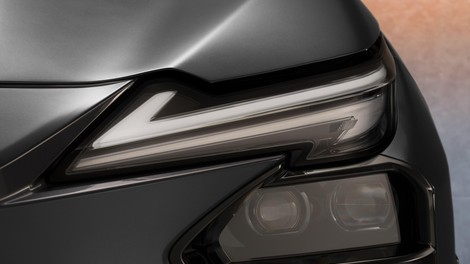 Novi Lexus ES