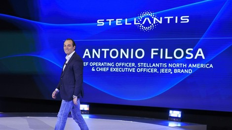 Novi šef že vleče kadrovske poteze. To so novinci v vodstvu Stellantisa