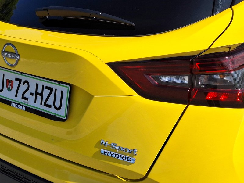 Test:  Nissan Juke HEV 143 N-Sport – Vrednost barvne lestvice