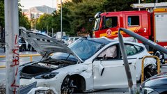 Split - smrtna nesreča - Tesla S Plaid