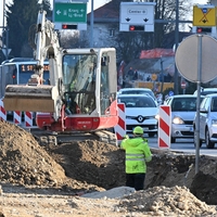 Na pomembnem ljubljanskem priključku z avtoceste bo od ponedeljka spremenjena prometna ureditev