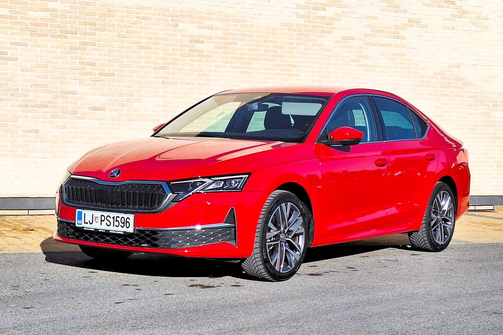 Test: Škoda Octavia 1.5 eTSI Style – Zrelost v slogu favorita