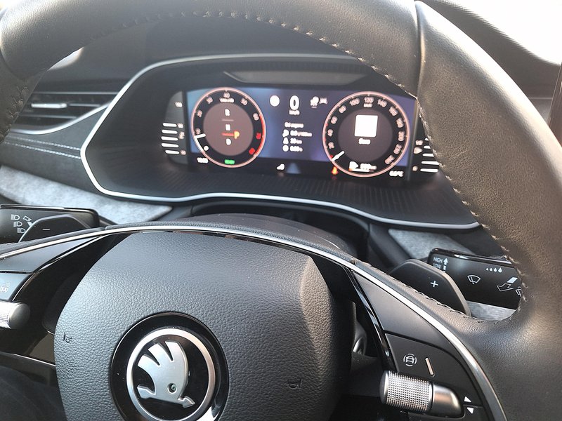 Test: Škoda Octavia 1.5 eTSI Style – Zrelost v slogu favorita