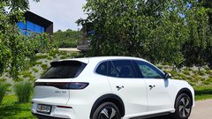 Novo v Sloveniji: Geely EX5 - Globalni električni pristop