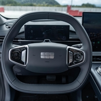 Geely pripravlja nov napad na Evropo: prihaja veliki SUV, ki bo izzval Kodiaqa in Tayrona