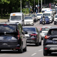 Izbruhnil je pravi kaos - napaka priljubljene aplikacije ohromila več evropskih držav