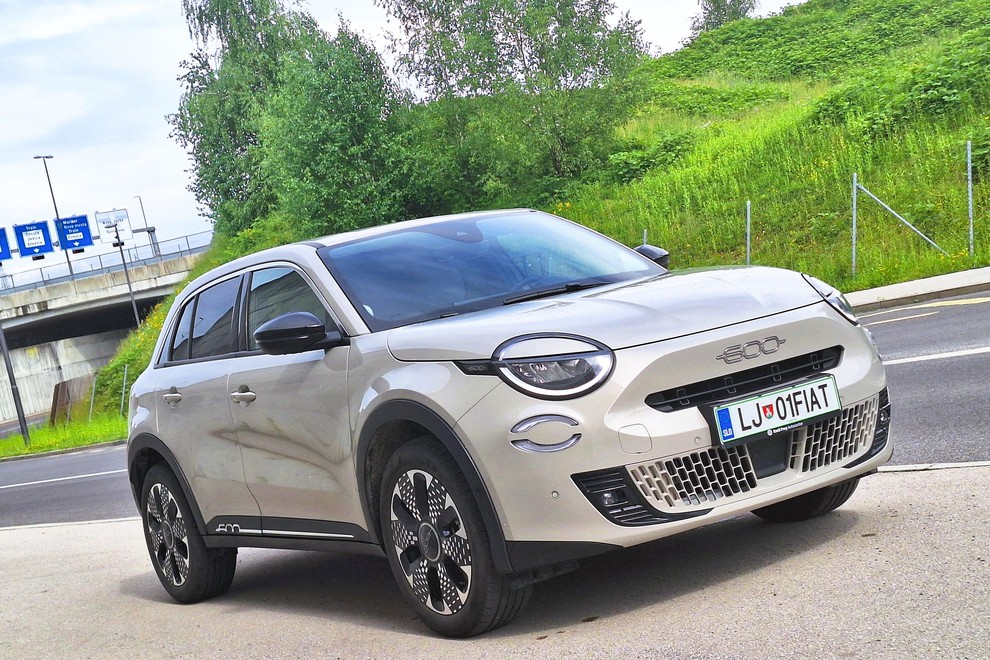 Test: Fiat 600 Hybrid 100 e-DCT - Pri Fiatu upajo, da bo tole uspešnica