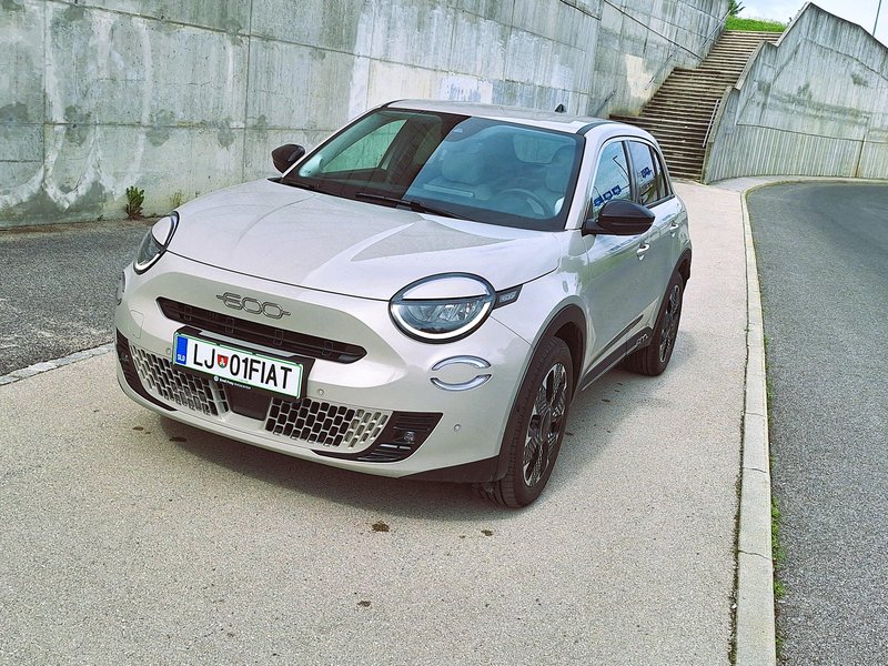 Test: Fiat 600 Hybrid 100 e-DCT - Pri Fiatu upajo, da bo tole uspešnica