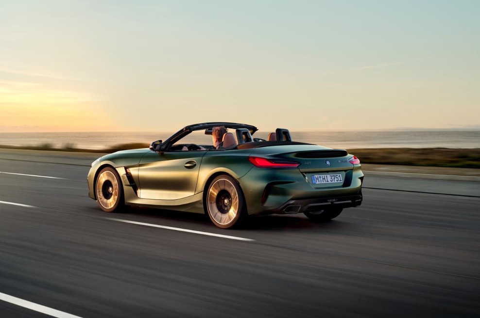 Ostal bo vsaj še leto dni - rešila ga je nenavadna poteza proizvajalca na enem izmed trgov (foto: BMW)