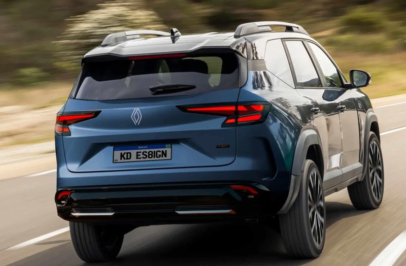 Renault s svojim nizkocenovnikom nad priljubljenega romunskega Dusterja