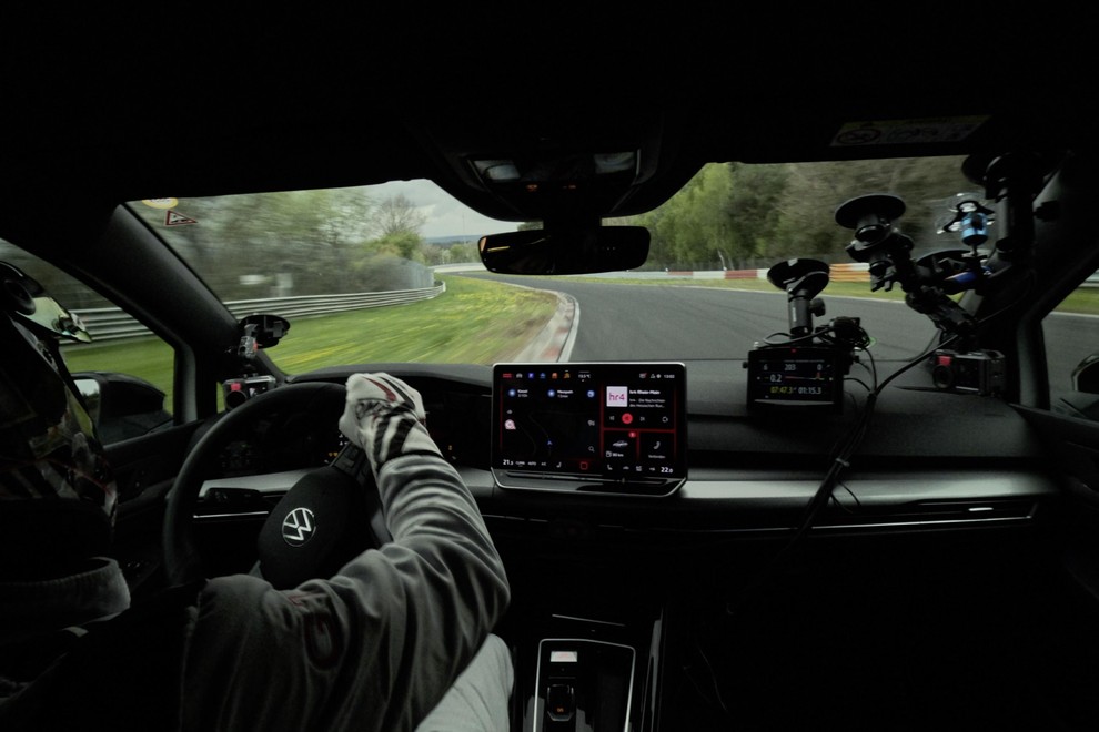 Volkswagen Golf GTI Edition 50