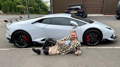 Lamborghinija je pustil na mestu za invalide, na spletu pa so ga raztrgali. Kar je naredil lastnik avta je šokiralo vse