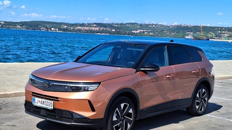 Test: Opel Grandland 1.2 Turbo Hibrid 48V GS – Vračanje k nemškim (avtomobilskim) vrednotam