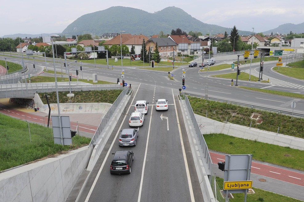 Od danes naprej je zaprt pomemben ljubljanski priključek. Preverite, do kdaj bo trajala zapora (foto: Bobo)