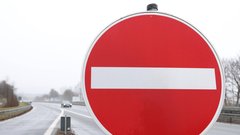 Pijan drvel po napačnem voznem pasu proti Sloveniji, ko so ga našli policisti, so ostali brez besed