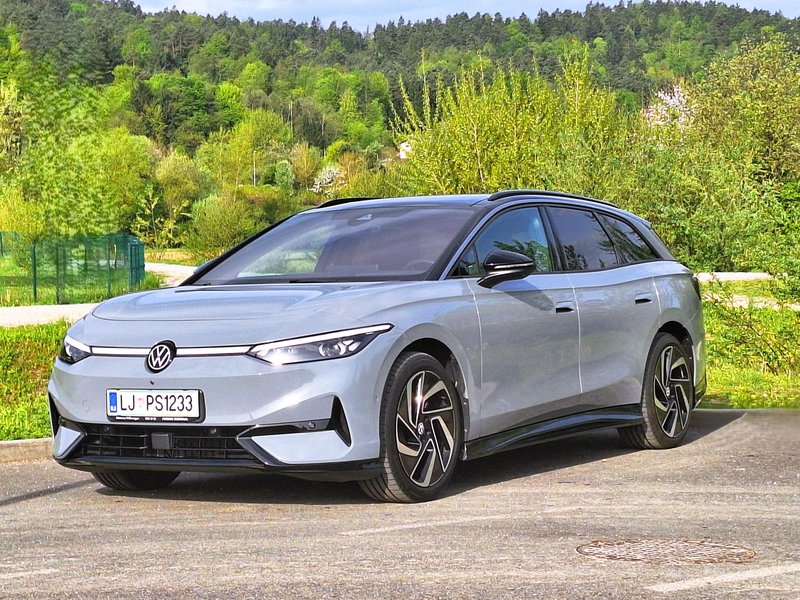 Test:  Volkswagen ID.7 Tourer Pro 4All – Je že čas za predajo?
