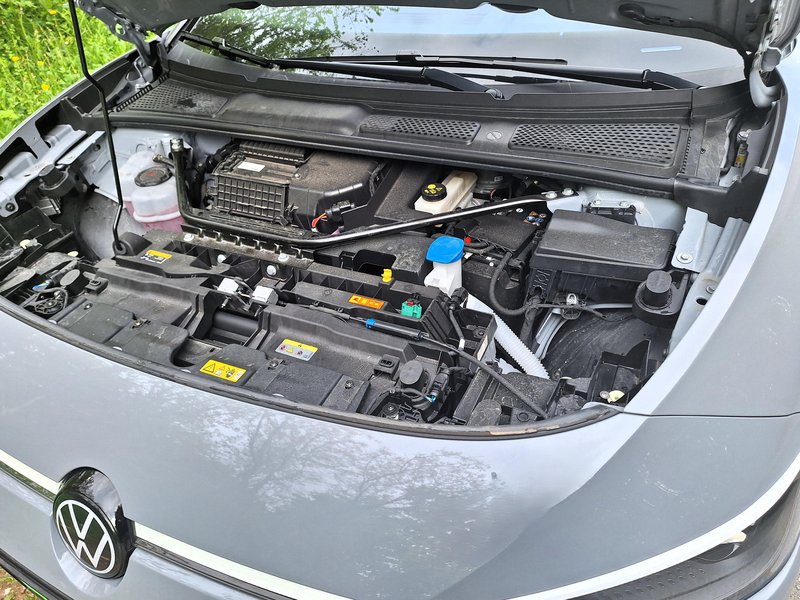 Test:  Volkswagen ID.7 Tourer Pro 4All – Je že čas za predajo?