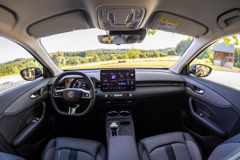 MG S5 EV
