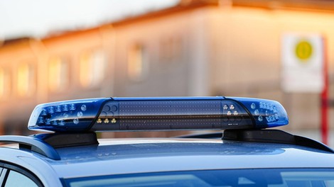 V uniformi ima ničelno toleranco do prehitre vožnje, zdaj pa so ga dobili med divjanjem z Lamborghinijem (VIDEO)