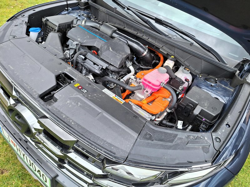 Test: Hyundai Tucson 1.6 T-GDI Hybrid Impression – Učinek pravega odmerka