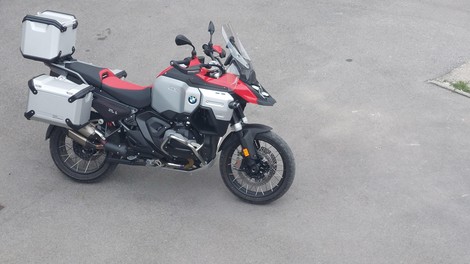 Oče naš! - test BMW R 1300 GS Adventure ASA