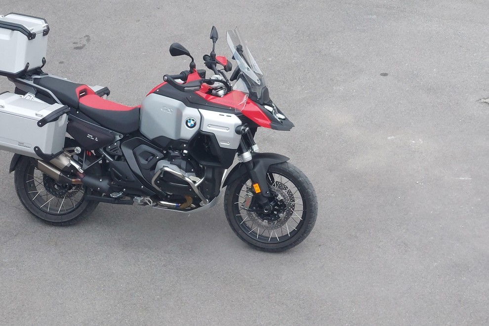 Oče naš! - test BMW R 1300 GS Adventure ASA