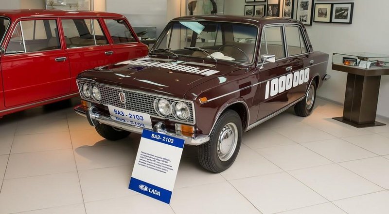 Muzej iz časov, ko na ruskem avtomobilskem nebu še ni bilo temnih oblakov