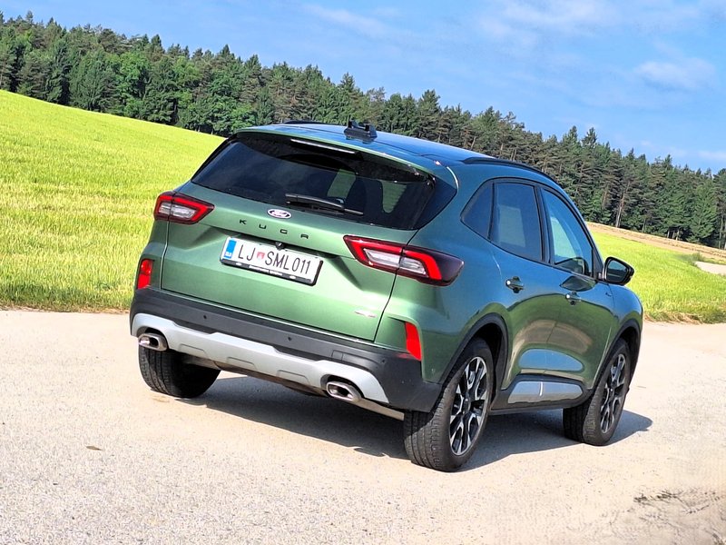 Test: Ford Kuga 2.5 Hybrid AWD Active X  – Poti in stranpoti druge mladosti