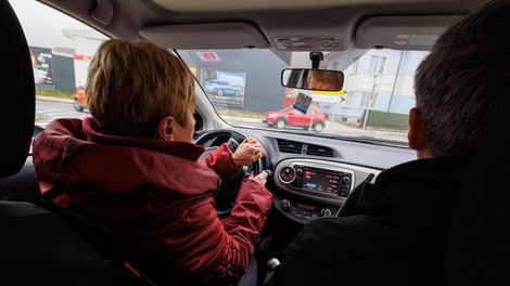 Babica (in dedek) spet za volanom v šestih slovenskih mestih
